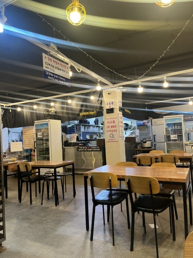 행복한맛집 동국대점 사진 8
