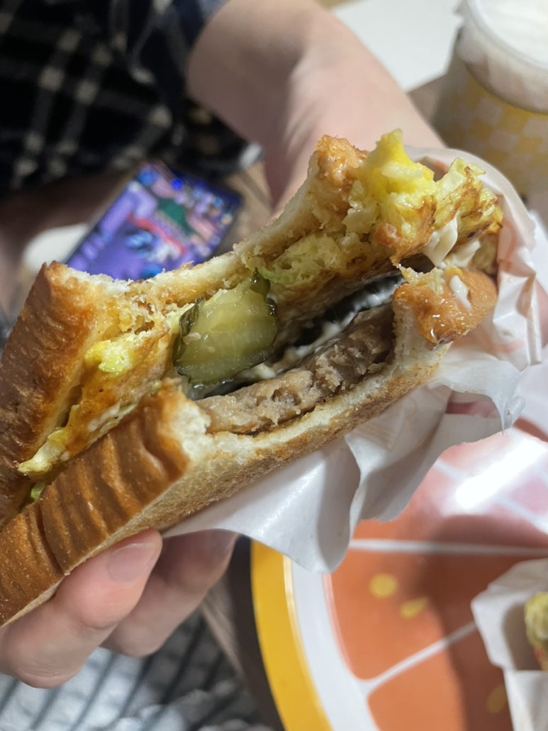 빛나라토스트 이미지