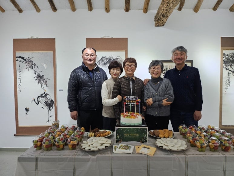 카페갤러리줌 이미지