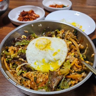 가마솥보리밥 이미지
