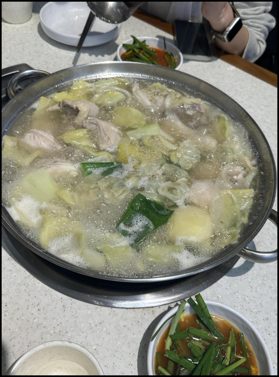 방배본가닭한마리 이미지