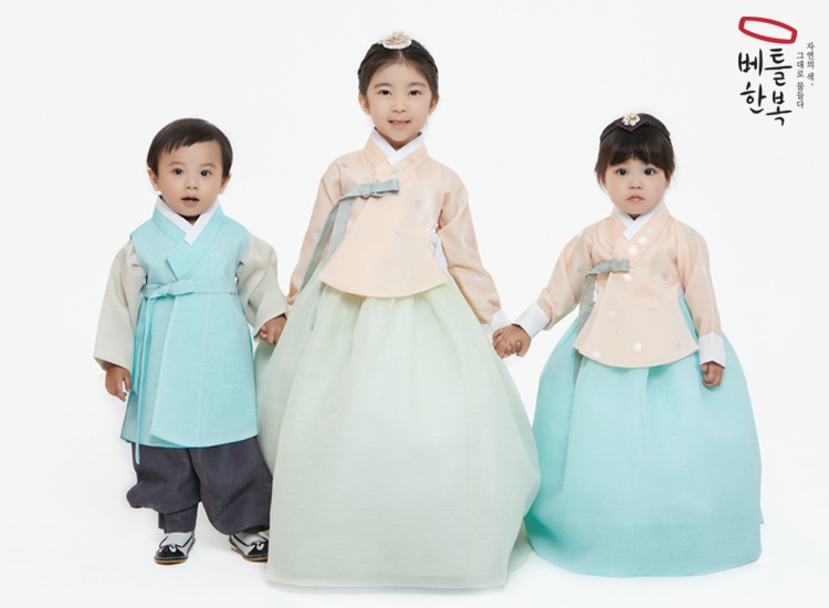 왕자한복 이미지
