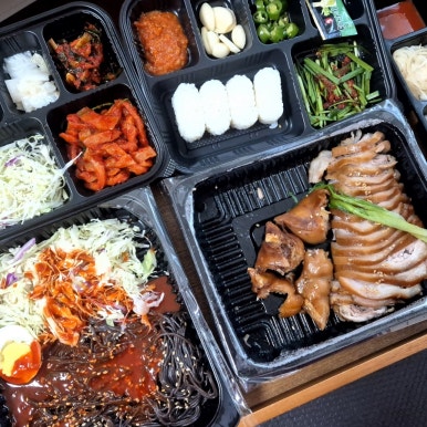 완미족발거제아주점 이미지