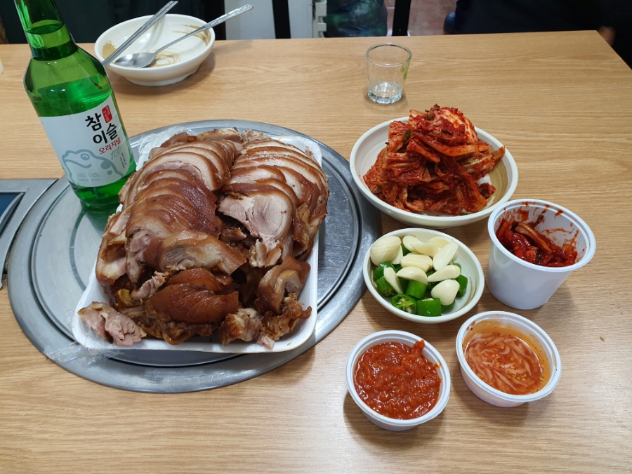 삼가족발 이미지