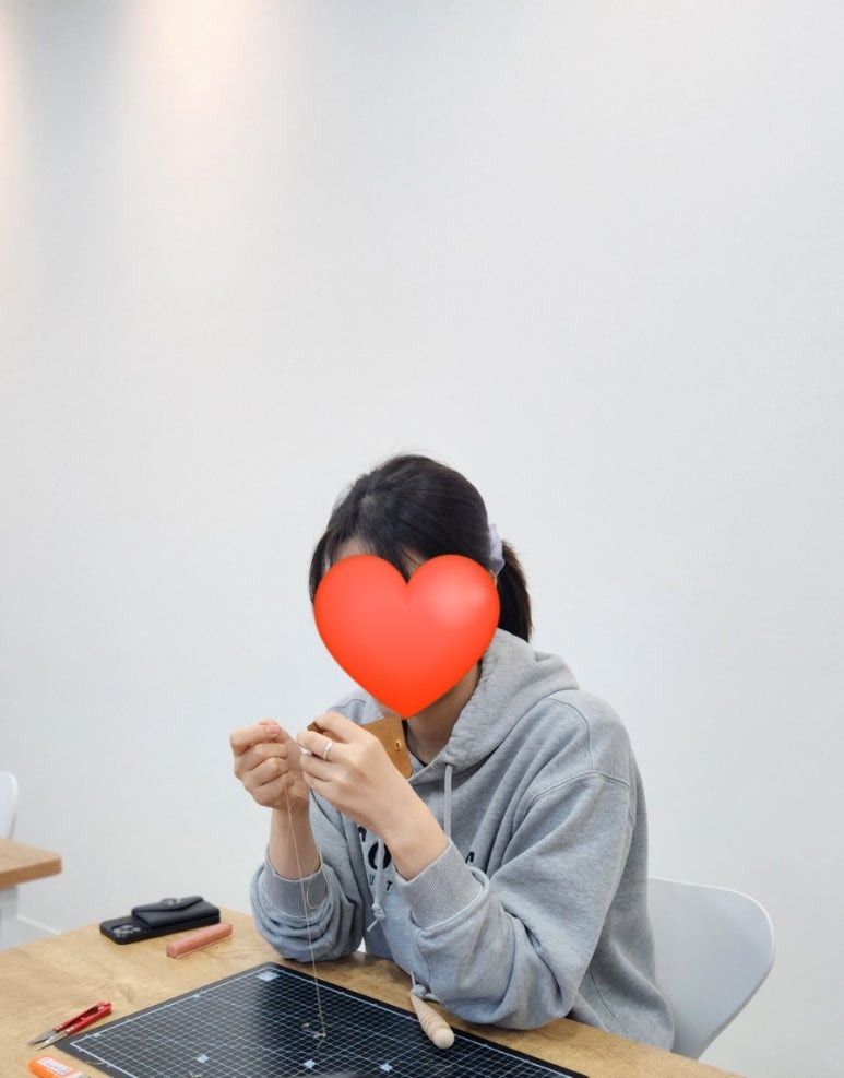 레트리에가죽공방 이미지