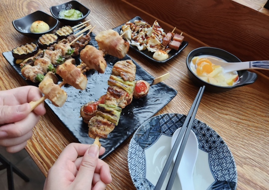 꼬치리다 이미지