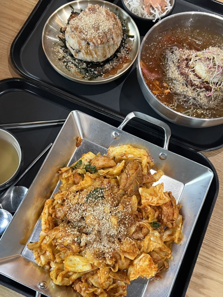 신백닭갈비 이미지
