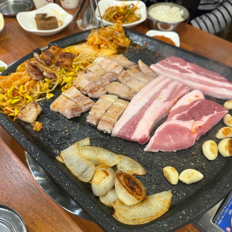 은순이네빨간돼지 이미지