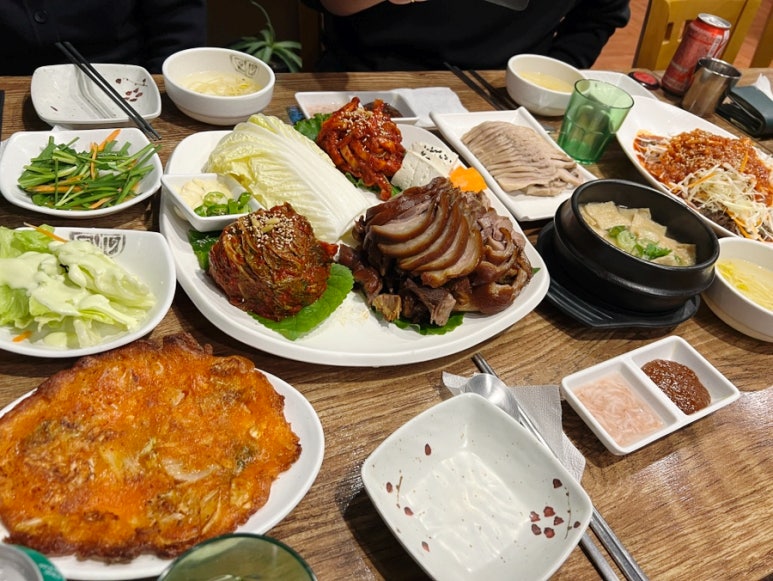 허성준보쌈 이미지