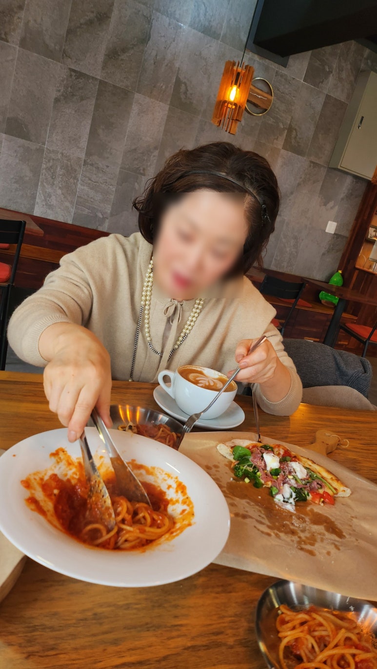 카페살라만다 이미지
