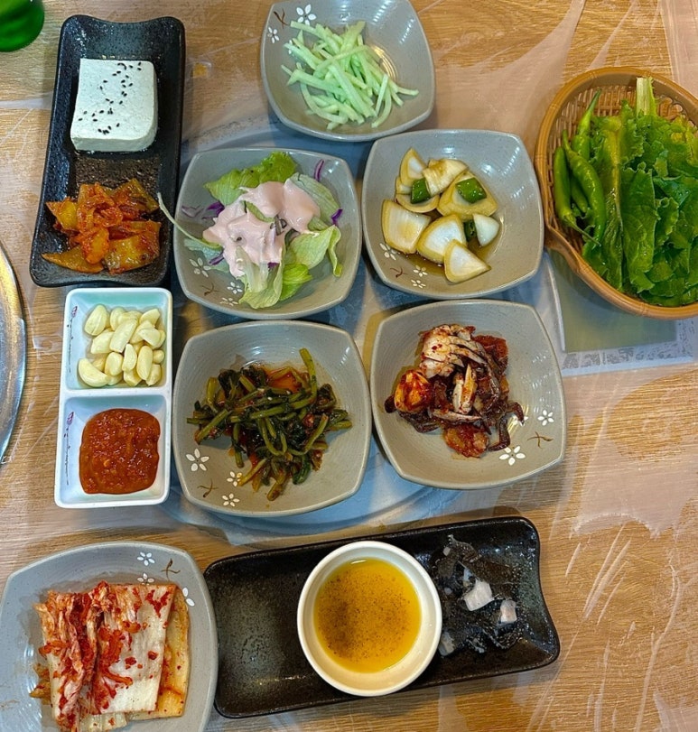 명품참숯화로구이 이미지