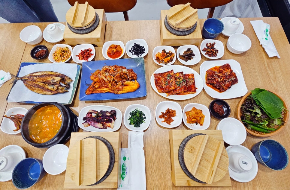 엄마네 돌솥밥 이미지