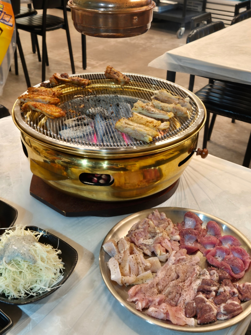 섭이네숯불닭갈비 이미지