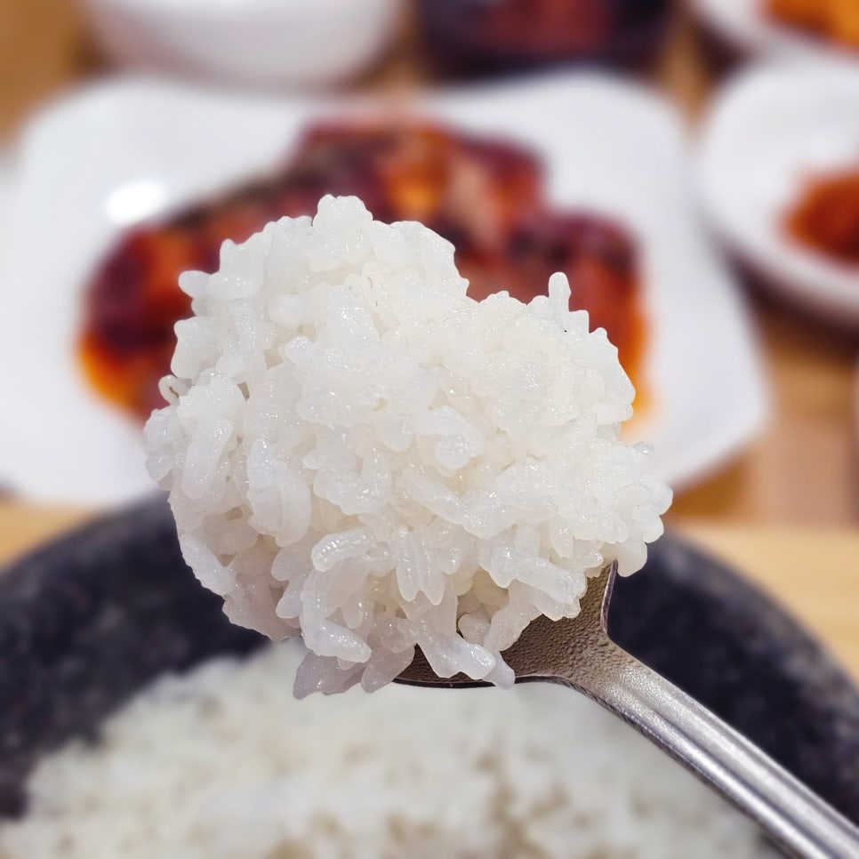 엄마네 돌솥밥 이미지