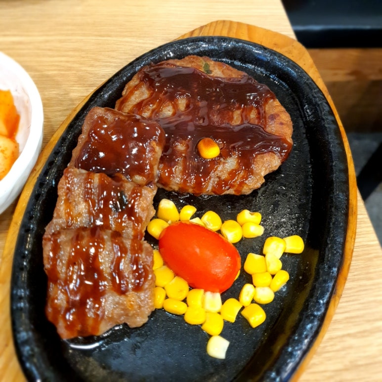 콩부자 홍제점 이미지