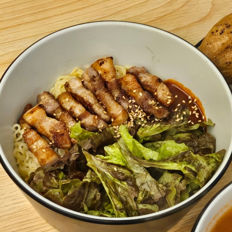 여부초밥 이미지