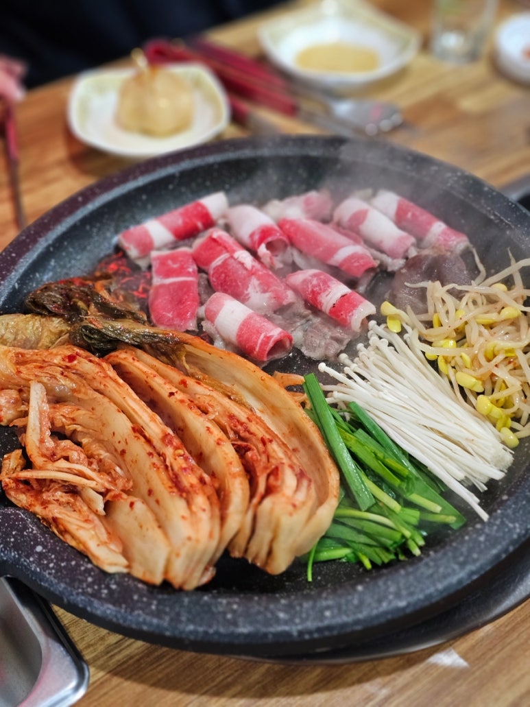 두리두리석쇠불고기 이미지
