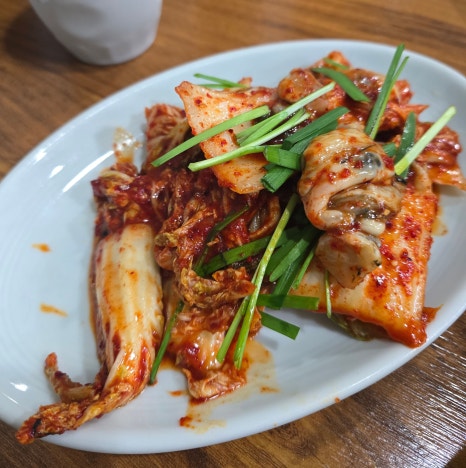 동도통영굴밥 이미지