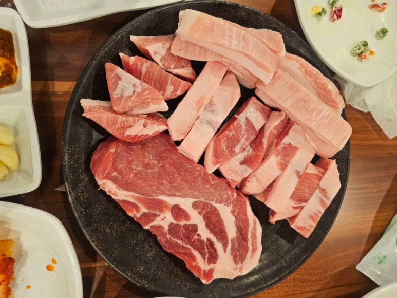 한판숯불구이 이미지