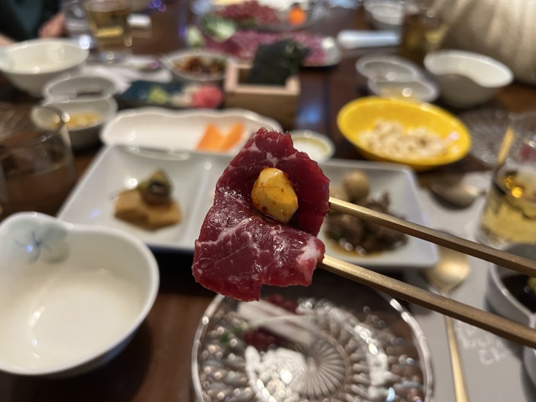 홍단육회뭉티기 이미지