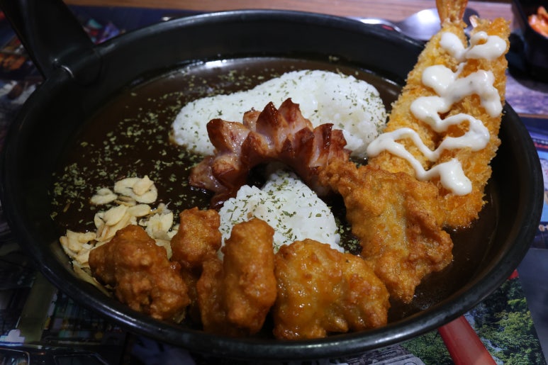 윤짱카레 이미지