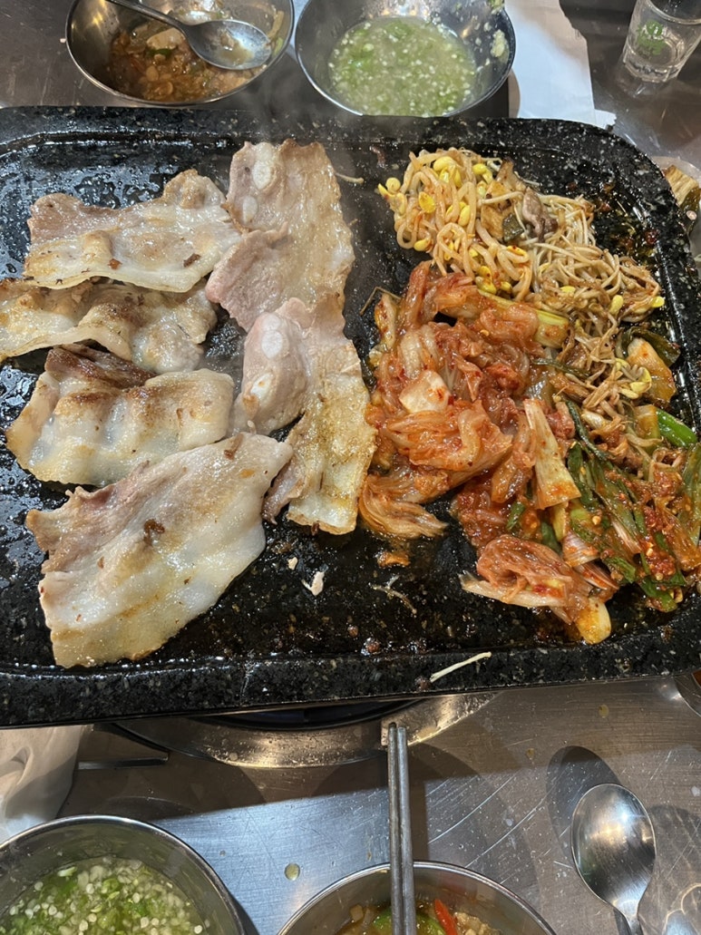 돈돌집 이미지