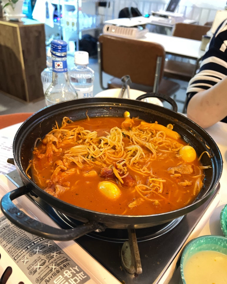와우불닭발 이미지