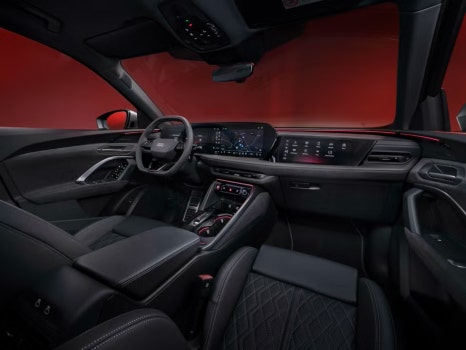 스포트백 쿠페 스타일 SUV 2025 아우디 Q5와 아우디 SQ5 이미지 17