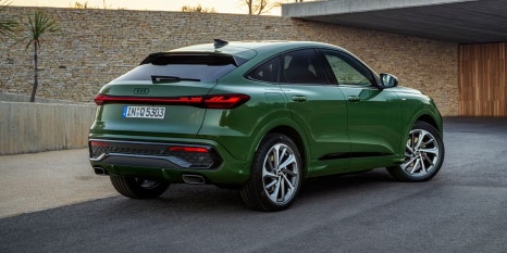 스포트백 쿠페 스타일 SUV 2025 아우디 Q5와 아우디 SQ5 이미지 22