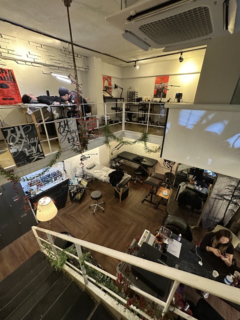 비엔날레스튜디오신촌 이미지