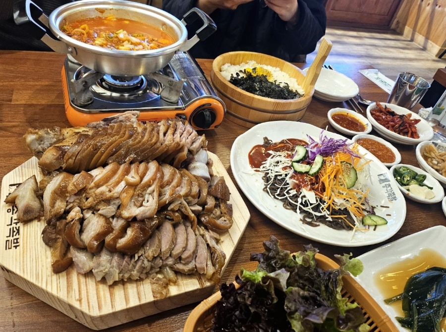 명덕총각족발황금들안길점 이미지