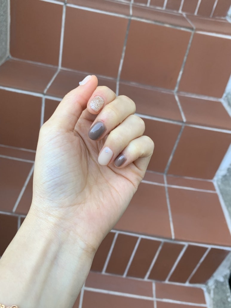 라뮤아네일 이미지