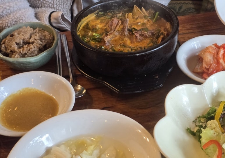 흥부네염소탕 이미지