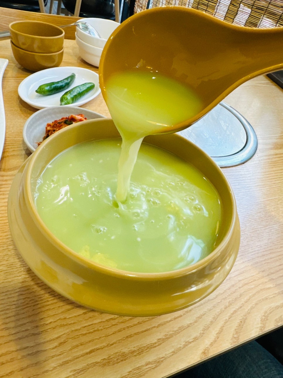 동동칼국수 이미지