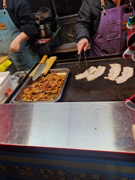 철판꽃삼겹김밥 이미지