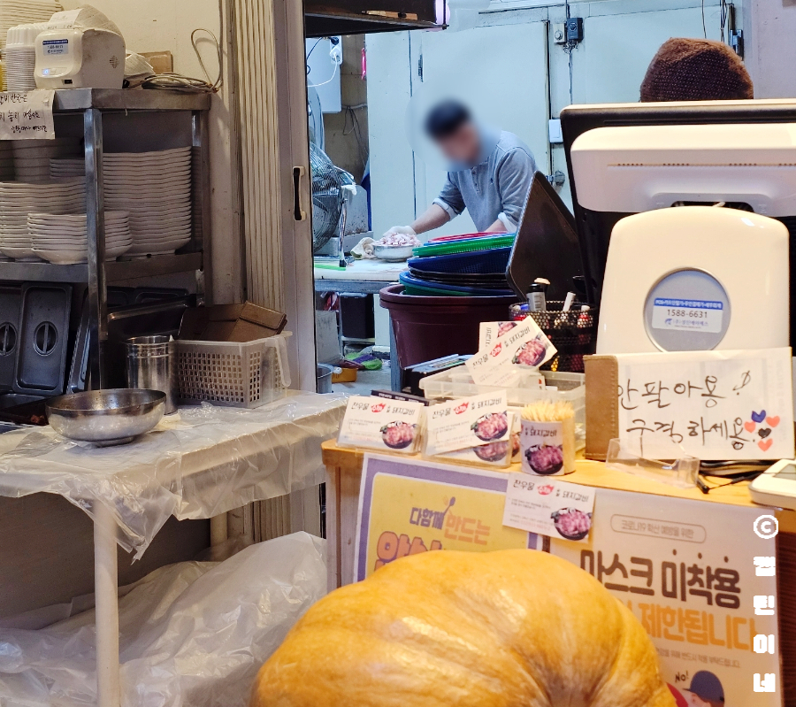찬우물숯불갈비 이미지