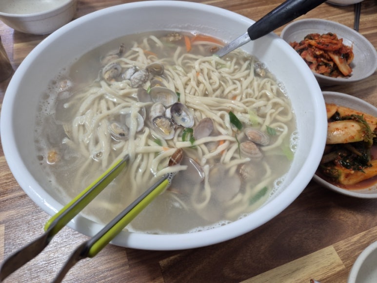 영심이해물칼국수 이미지