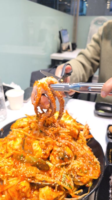 아구듬뿍 앤 알곤마니 이미지