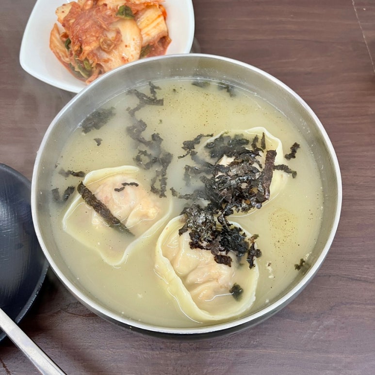 청송손칼국수 이미지