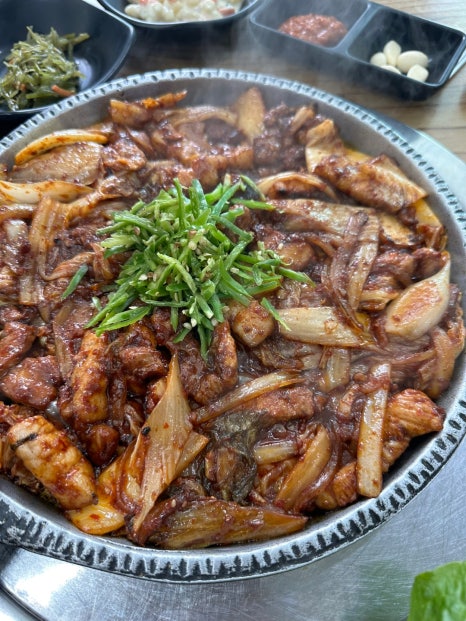 촌돼지마을 이미지