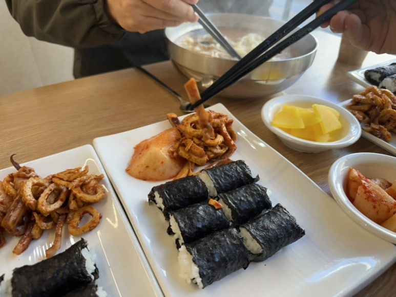 맥가이버손칼국수 이미지