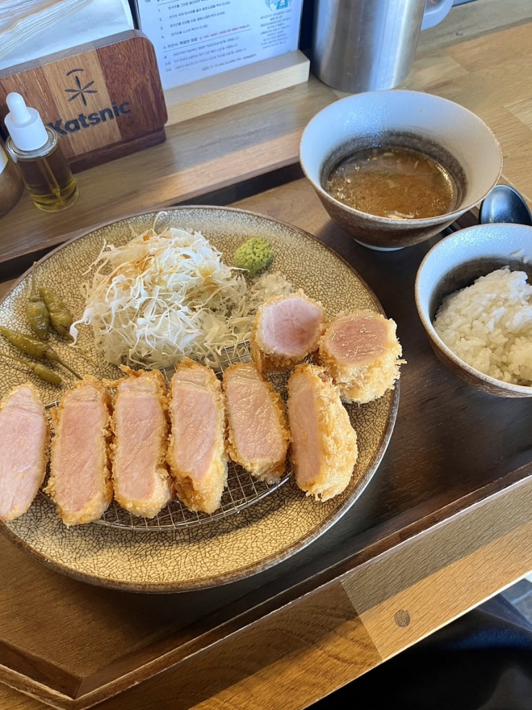 카츠닉 이미지