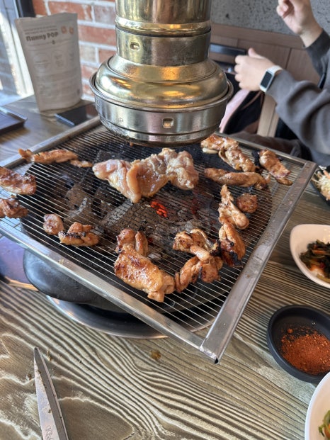 온정오골계숯불구이막국수 이미지