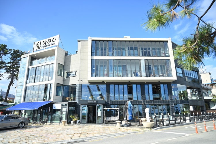 풀하우스카페 이미지
