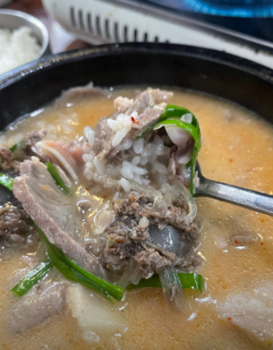 푸짐한순대국 이미지