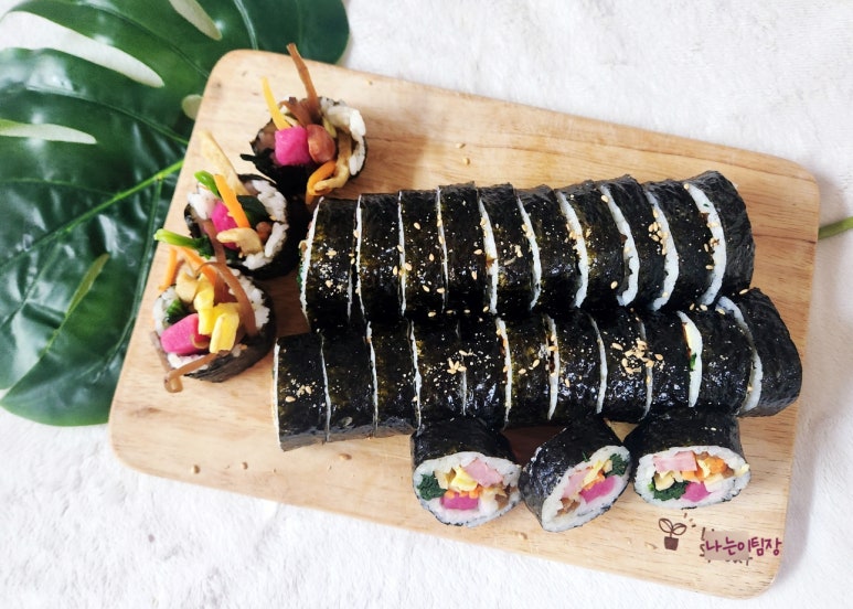 맘스김밥 이미지