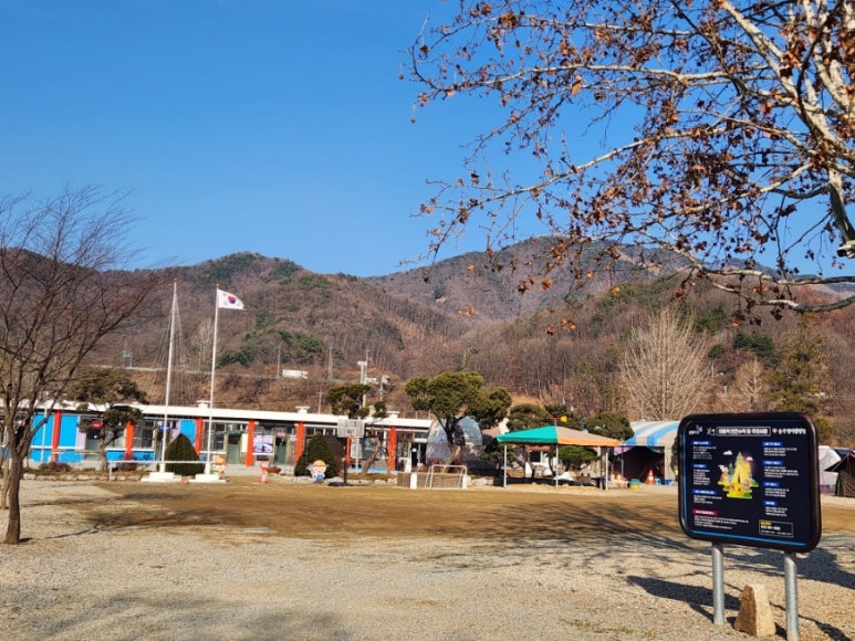 솔부엉이캠핑장 이미지