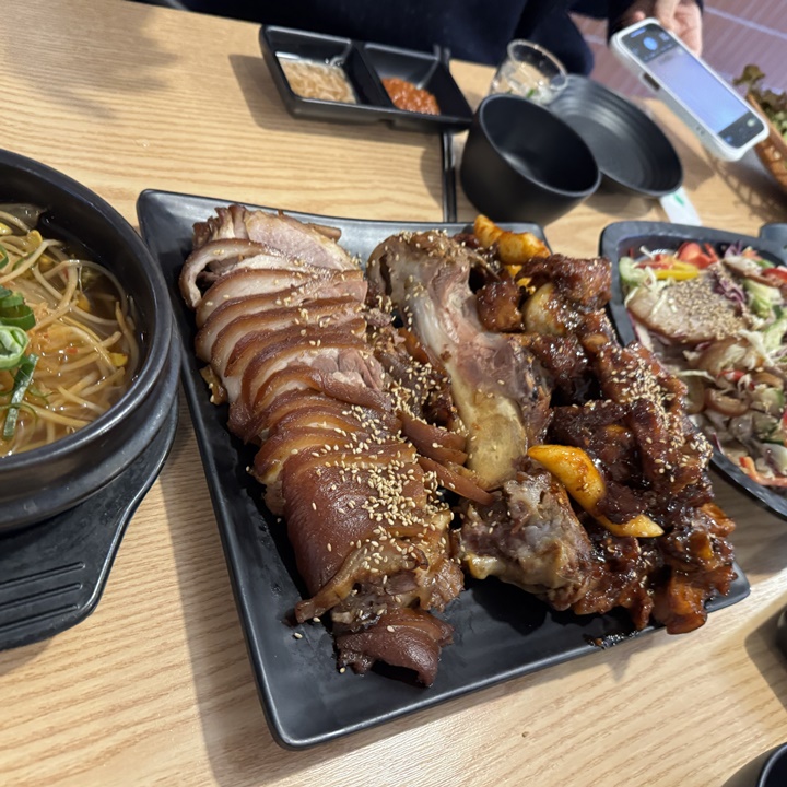 불광동족발 이미지