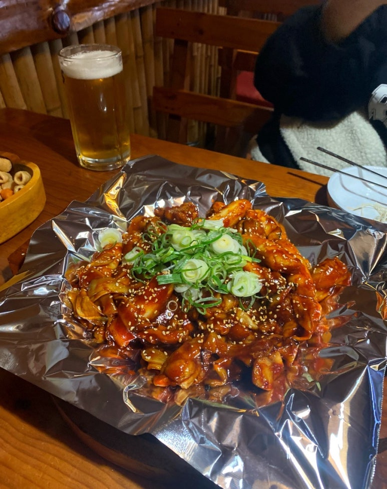 장터숯불닭바베큐 이미지