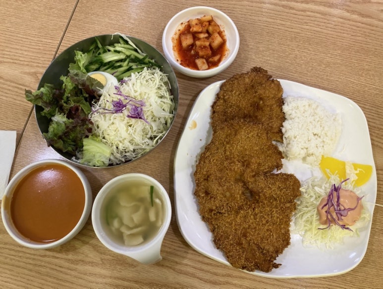 박용채의대박터진돈까스 이미지